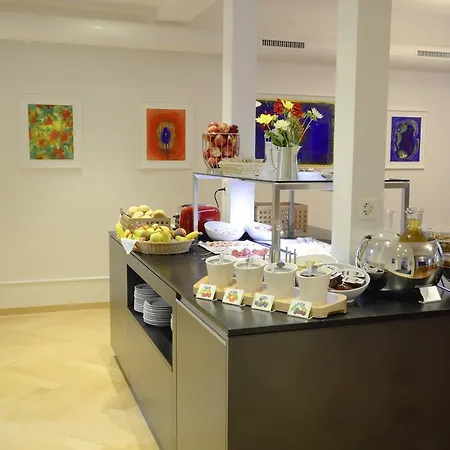 Marthahaus Hotel 2*